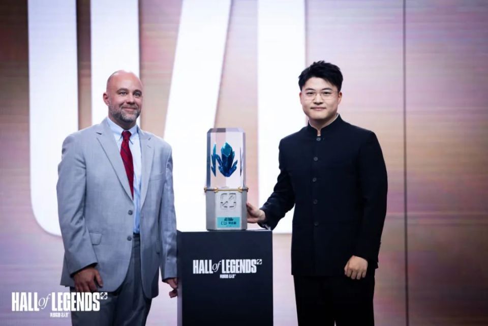 Uzi在C9比赛中反败为胜，出色发挥引发热议！