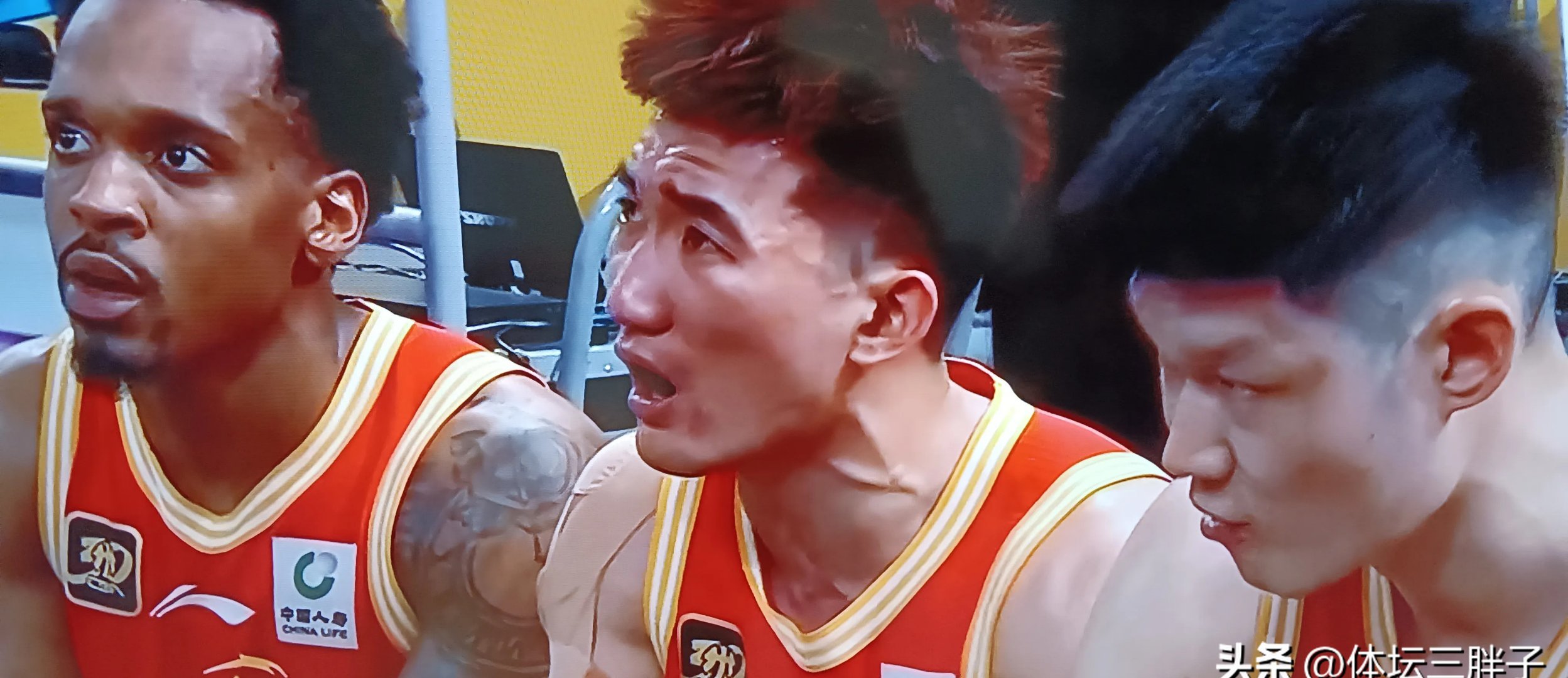  德米安为什么亲吻辛克莱 