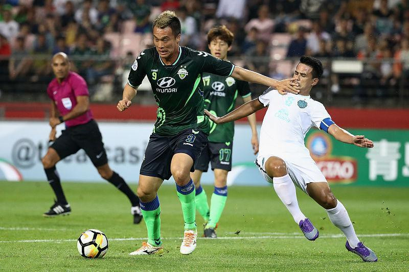 包含浓眉状态火爆，美网决赛对阵北京国安，川崎前锋力争不败的词条